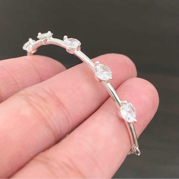 Silver-tone CZ Cubic Zirconia Slider Bolo Bracelet - Picture 13 of 14